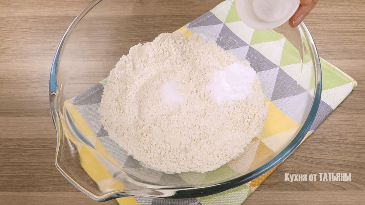 Обновленный рецепт творожного кекса: шарлотка с яблоками для настоящих гурманов