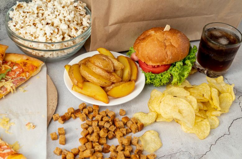 Ученые обнаружили связь между пищевыми добавками и хроническими заболеваниями