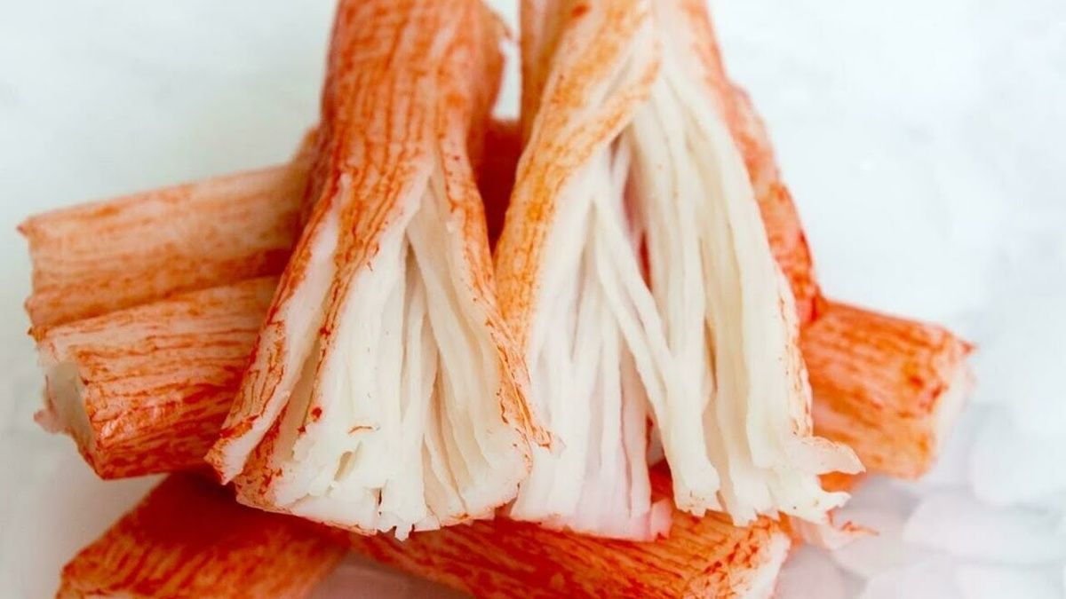 Крабовые палочки: что скрывается за популярным названием?