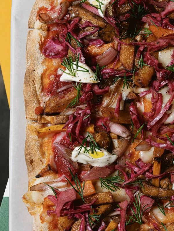 Пицца «Борщ московский»: смелый фьюжн итальянской и русской кухни