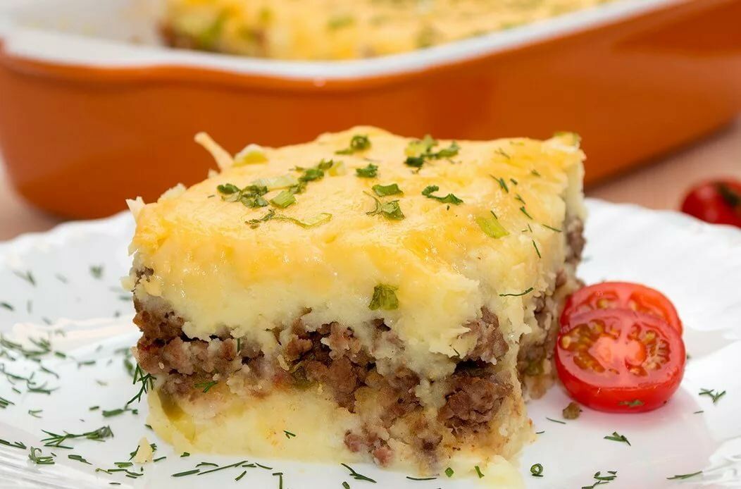 Нежная и ароматная: картофельная запеканка с фаршем