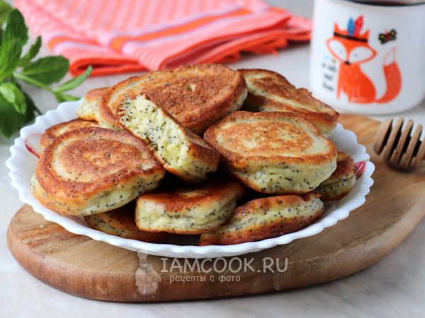 Секреты пышных оладий: простые рецепты для вкусного завтрака