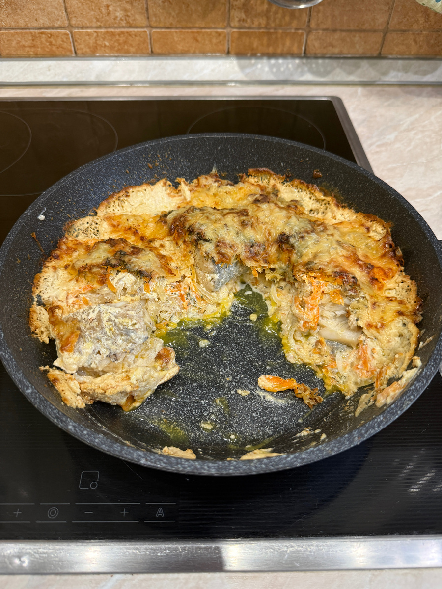 Запеченная щука в сливочном соусе: аромат домашнего уюта