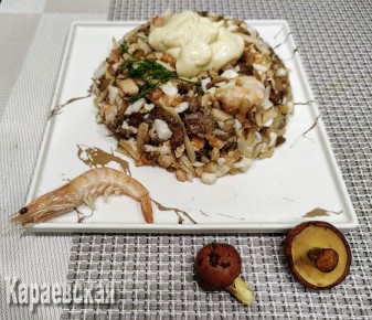 Салат с грибами маслята и креветками: вкусная находка для гурманов