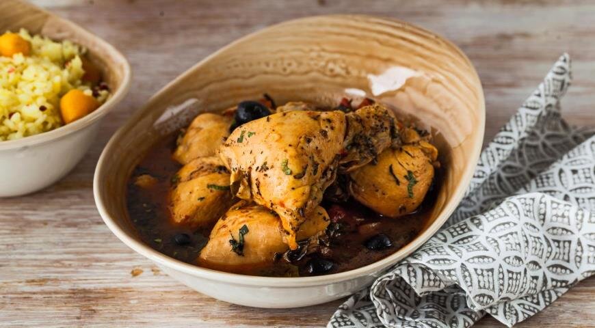 Тушеная курица по-нижнегородски