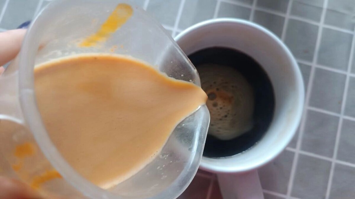 Как приготовить тыквенно-пряный латте: простой рецепт из TikTok