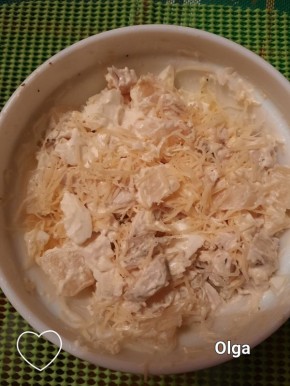 Салат с курицей и ананасами: легкий и вкусный ужин