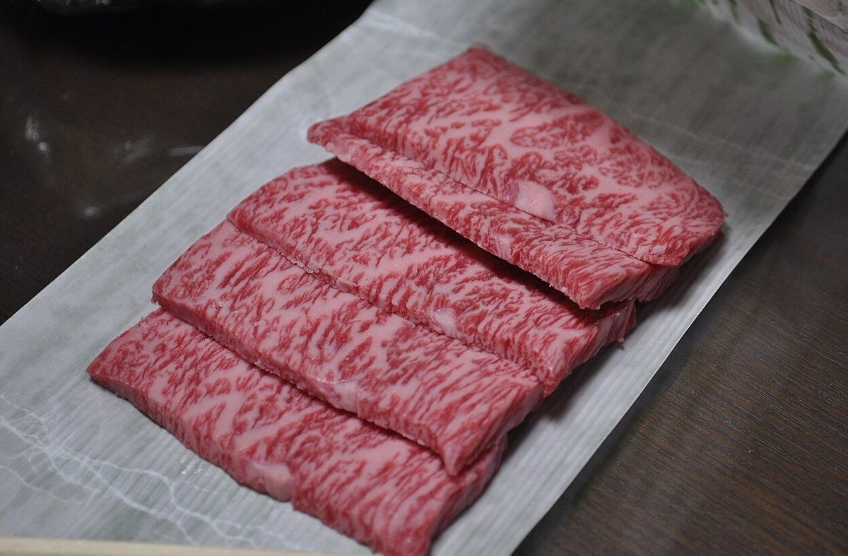 Мраморная говядина: секреты оценки и цена отборного мяса