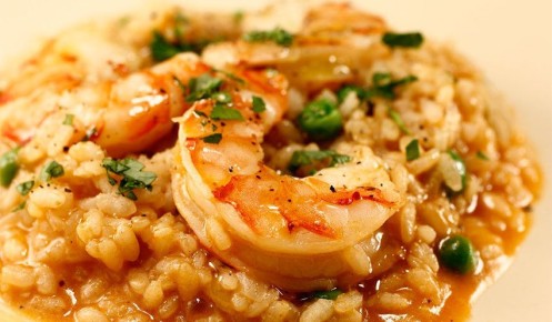 Креветочное ризотто в уникальном соусе с вялеными томатами