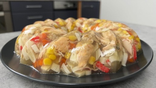 Заливное на Новый год: как использовать рыбные обрезки с пользой и вкусом