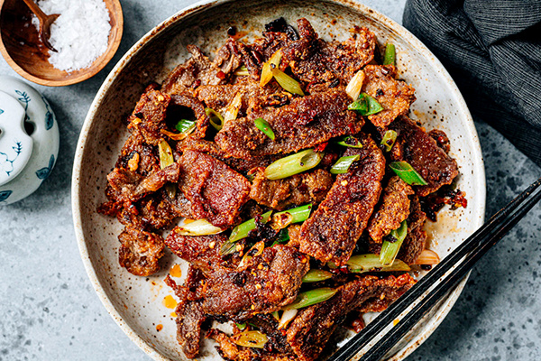 Сычуаньская говядина: хрустящие кусочки, которые изменят ваши представления о жарке