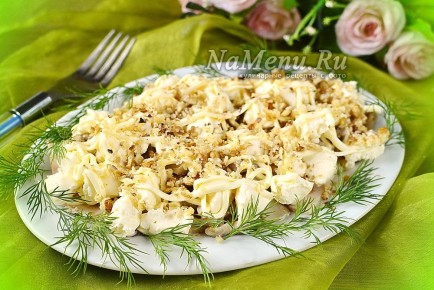 Салат с грибами и сыром «Искушение»: рецепт, которому трудно устоять