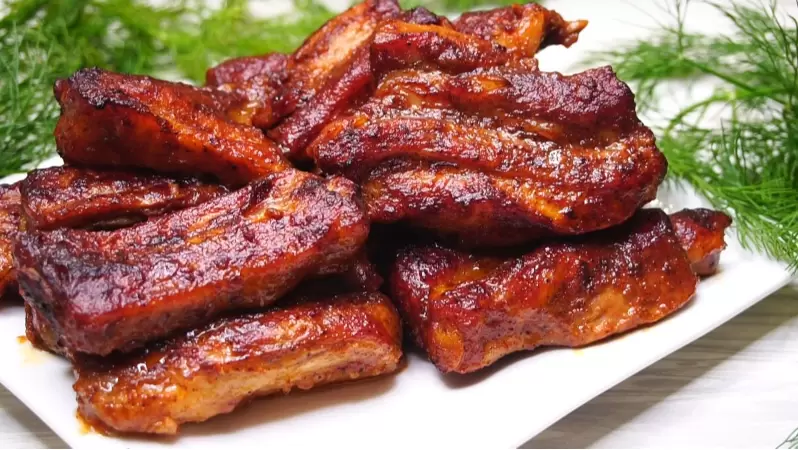 Сочные ребрышки, которые завоюют ваше сердце и желудок: рецепт по-канадски