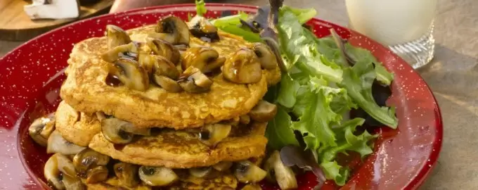 Оладьи, которые покорят ваши вкусовые рецепторы: хрустящие картофельные шедевры с грибами