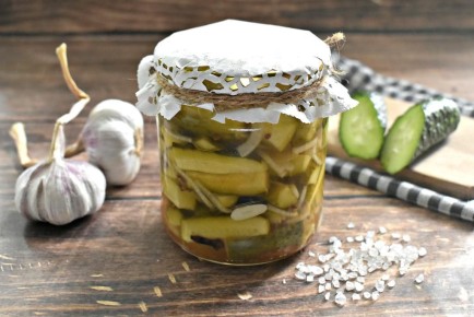 Острые огурцы по-корейски: как сделать закуску, которая станет звездой вашего стола