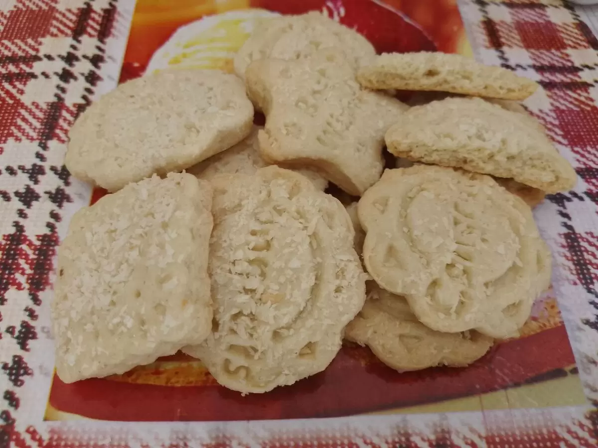 Песочное печенье с кокосовой стружкой: секреты домашнего угощения