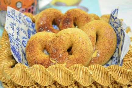 Сладкие крендельки с корицей: простой и вкусный рецепт