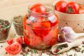 Как сохранить вкус лета: 11 интересных рецептов помидоров на зиму