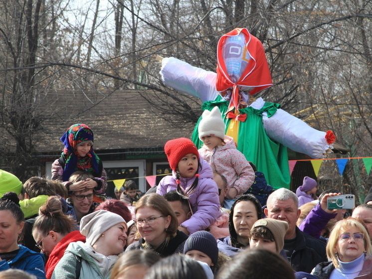 Масленица: Праздник блинов и прощения объединяет народы