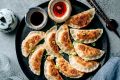 Цзяоцзы с яйцом и зелёным перцем: блюдо, которое объединяет
