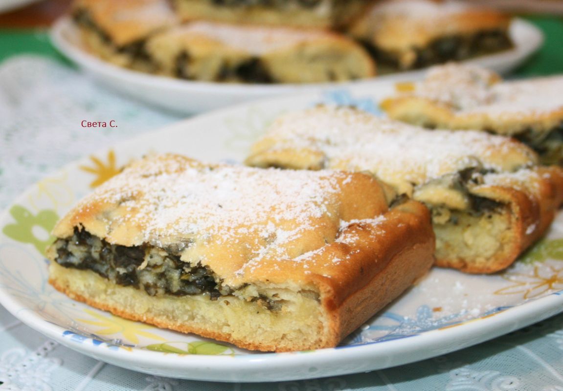 Заливной пирог с щавелем: вкусный секрет
